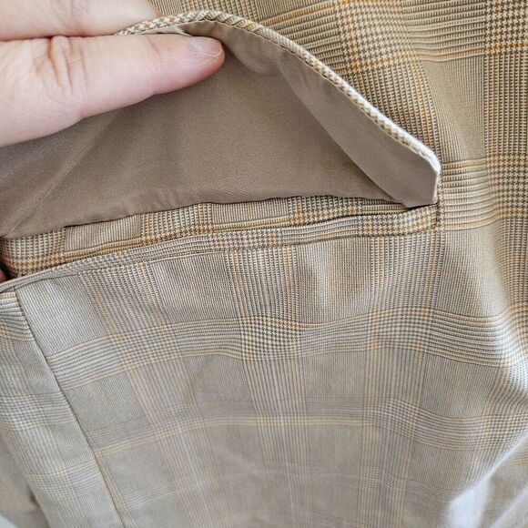 Wayf Plaid Blazer - Picture 3 of 8